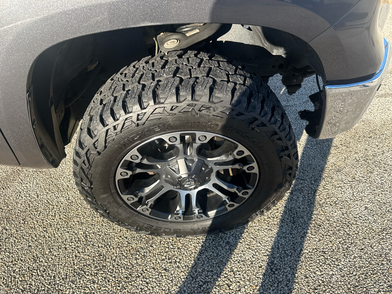 Toyota Tundra SR5 5.7L V8 CrewMax 2WD 2021