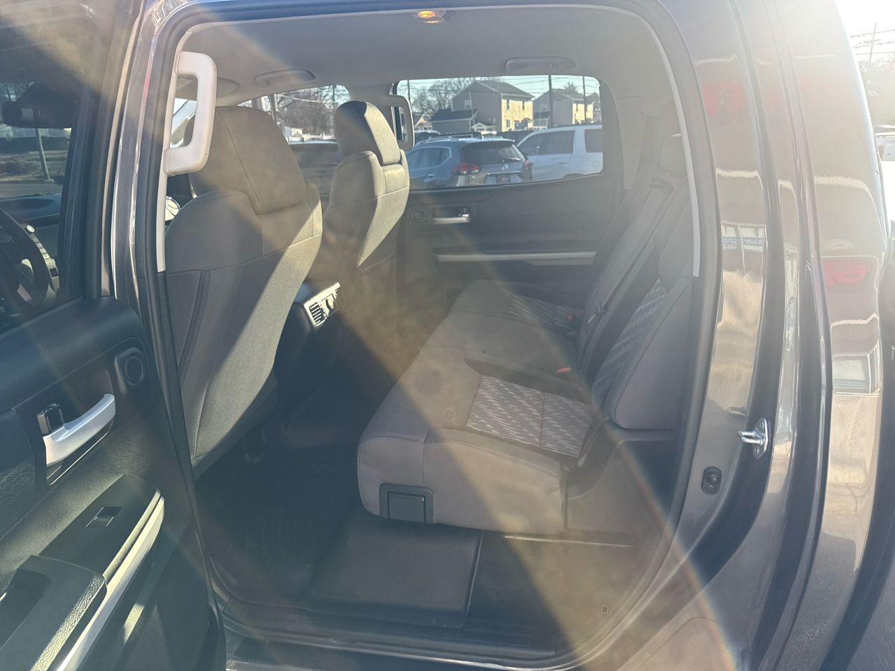 Toyota Tundra SR5 5.7L V8 CrewMax 2WD 2021