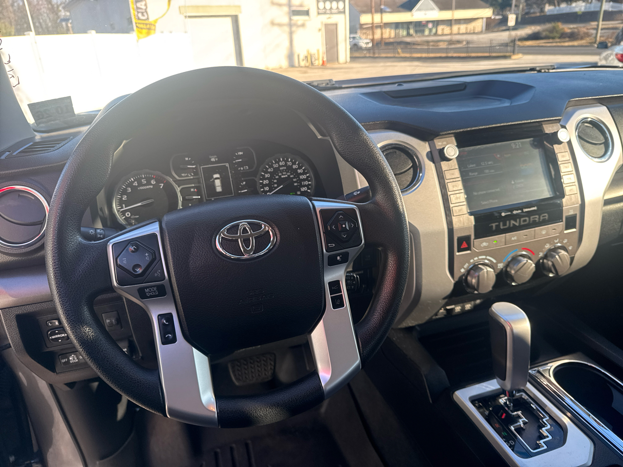 Toyota Tundra SR5 5.7L V8 CrewMax 2WD 2021
