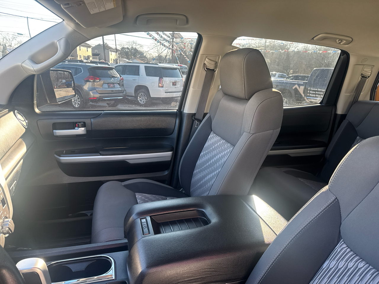 Toyota Tundra SR5 5.7L V8 CrewMax 2WD 2021