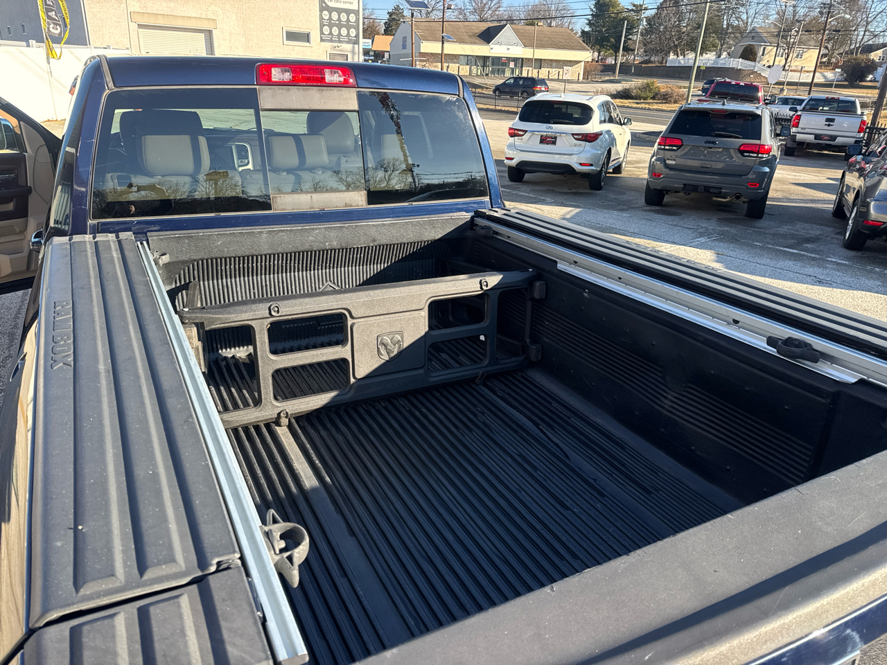 RAM 2500 Laramie Mega Cab 4WD 2015