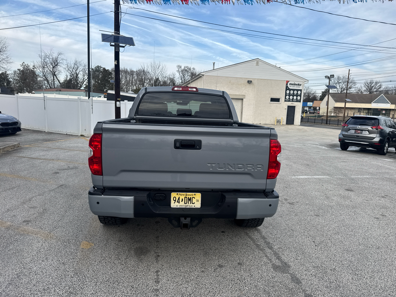 Toyota Tundra Limited 5.7L CrewMax 4WD 2018