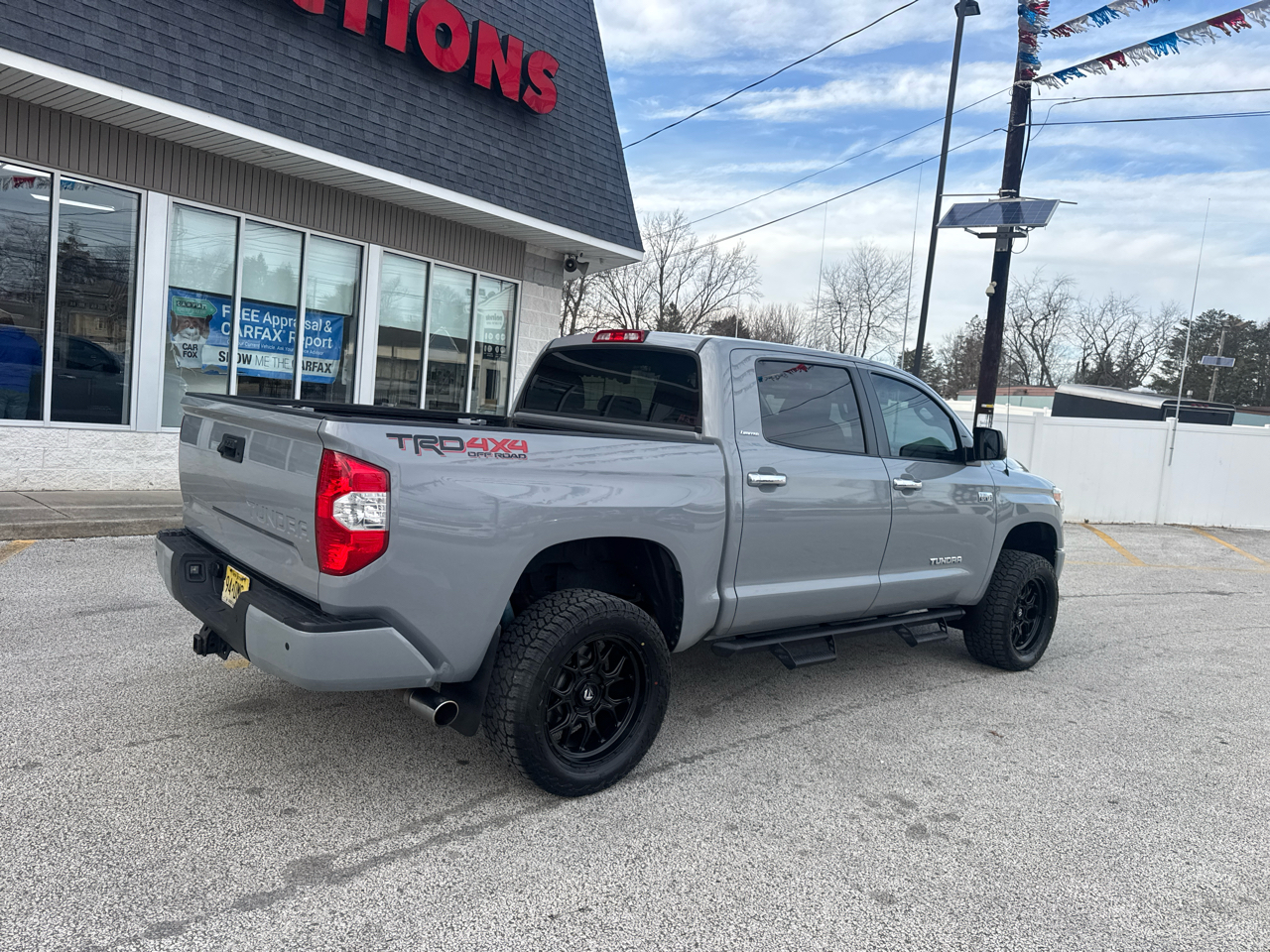 Toyota Tundra Limited 5.7L CrewMax 4WD 2018