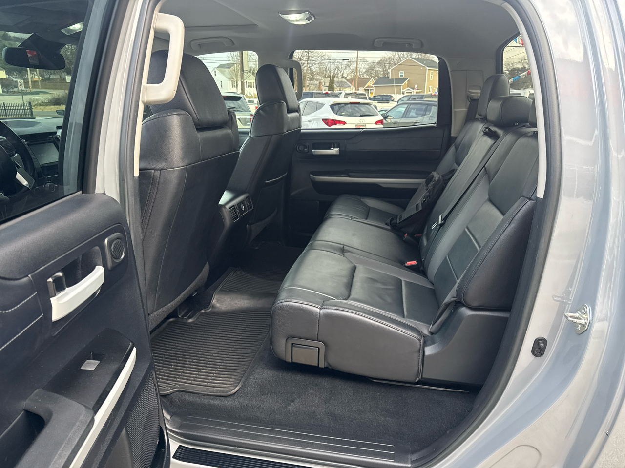 Toyota Tundra Limited 5.7L CrewMax 4WD 2018