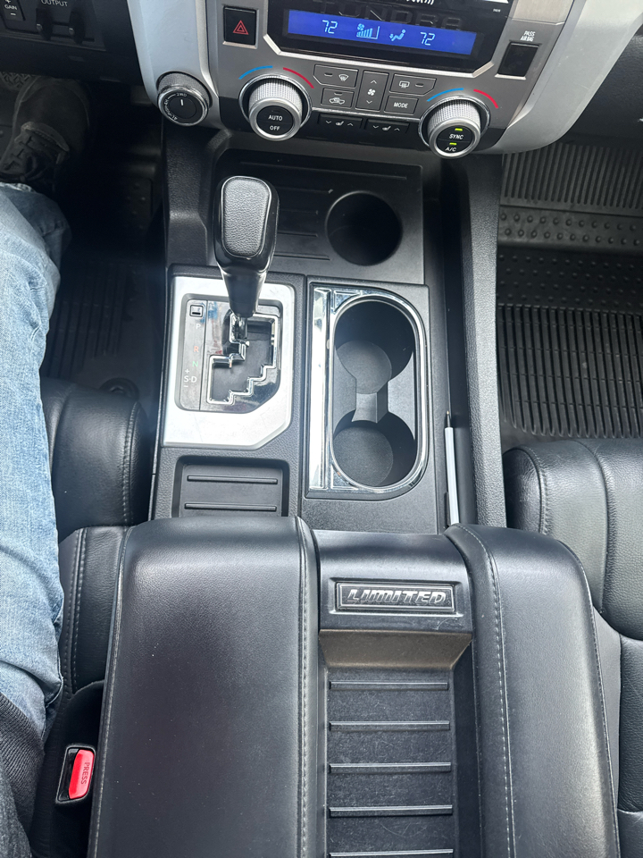 Toyota Tundra Limited 5.7L CrewMax 4WD 2018