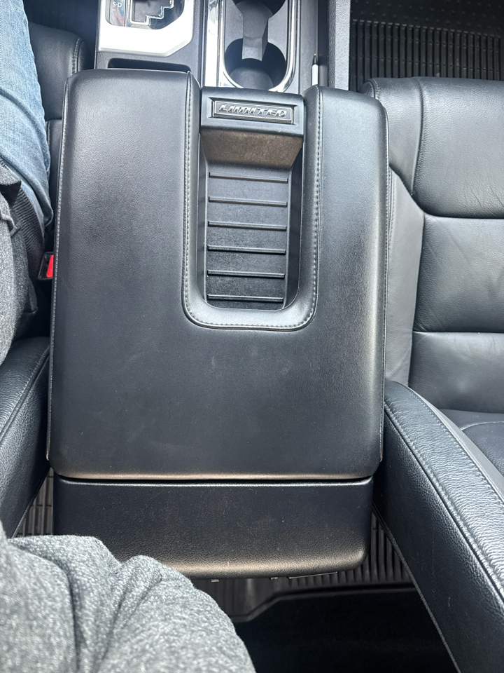 Toyota Tundra Limited 5.7L CrewMax 4WD 2018