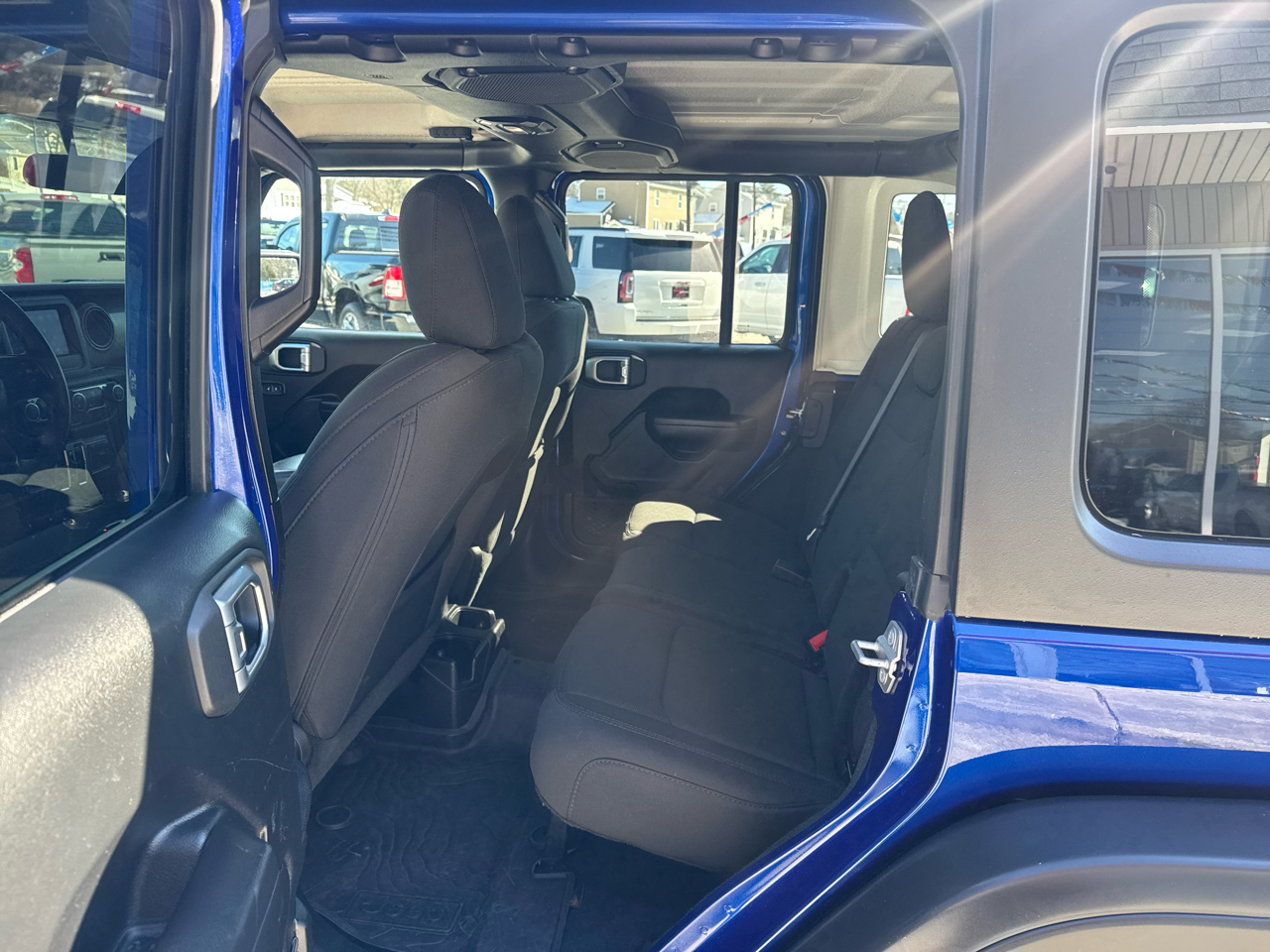 Jeep Wrangler Unlimited Sport 2018