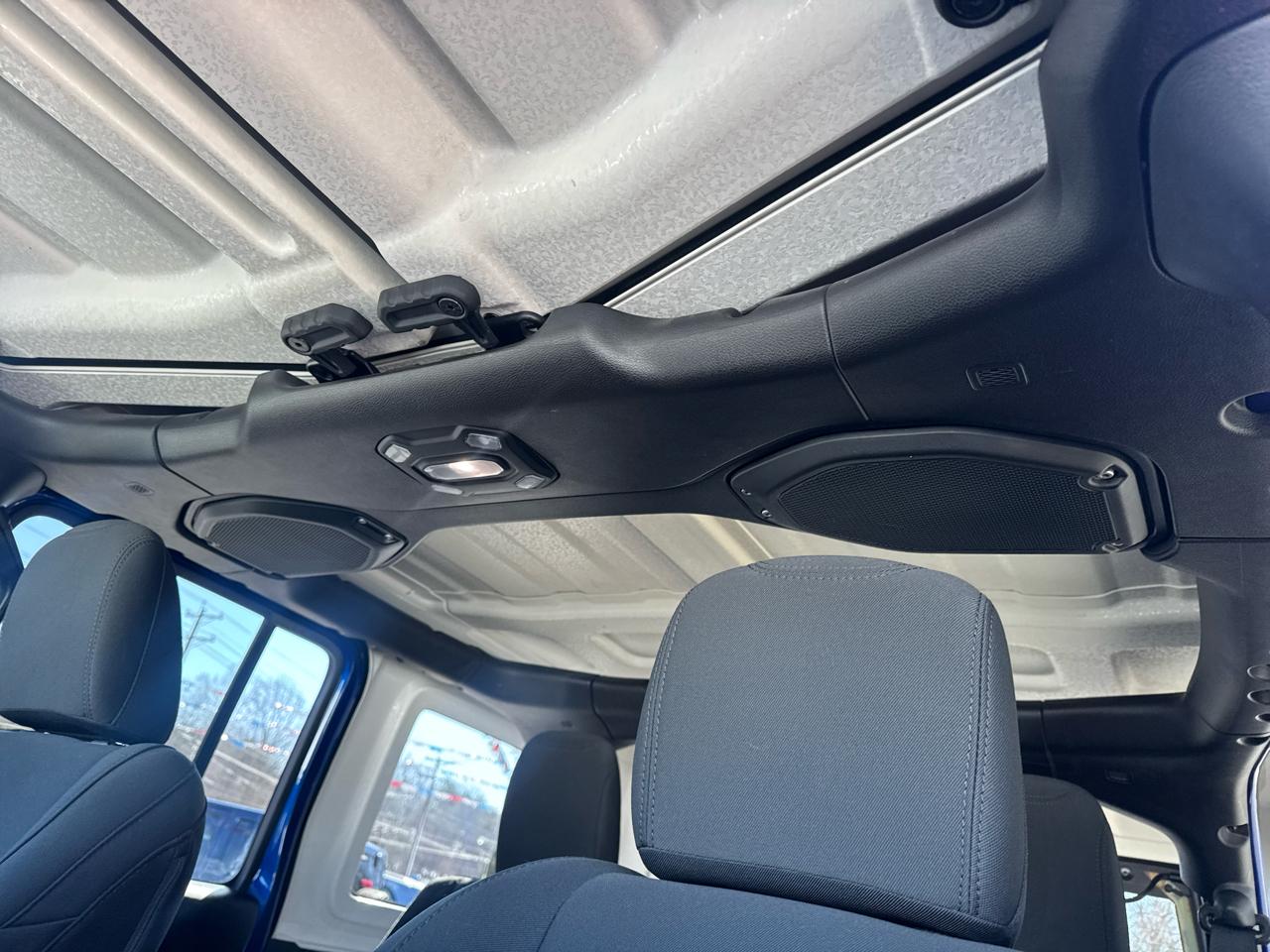 Jeep Wrangler Unlimited Sport 2018