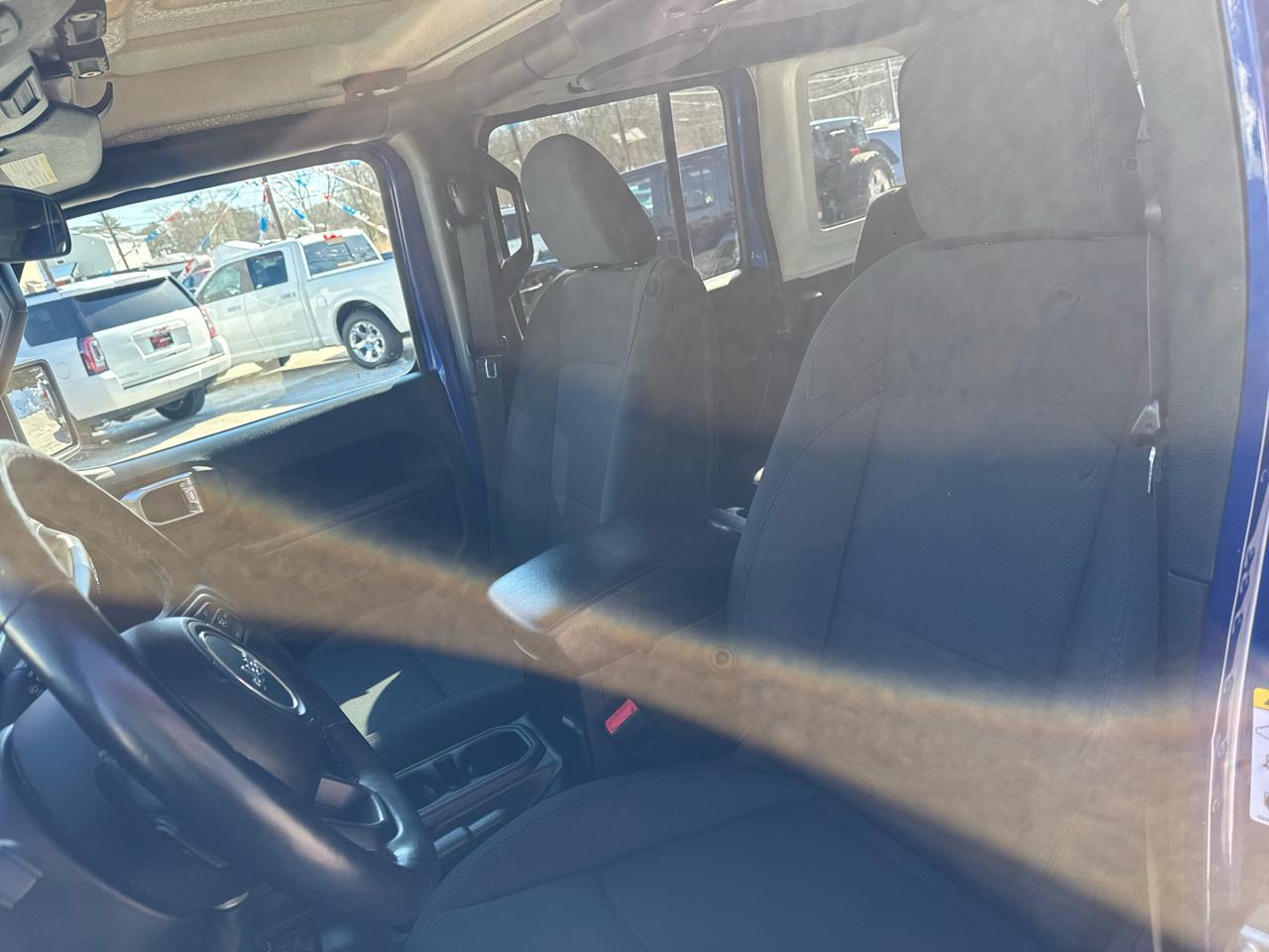 Jeep Wrangler Unlimited Sport 2018