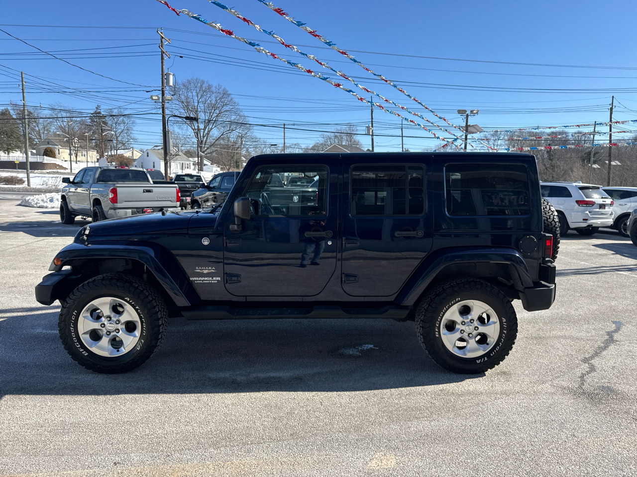 Jeep Wrangler Unlimited Sahara 4WD 2013