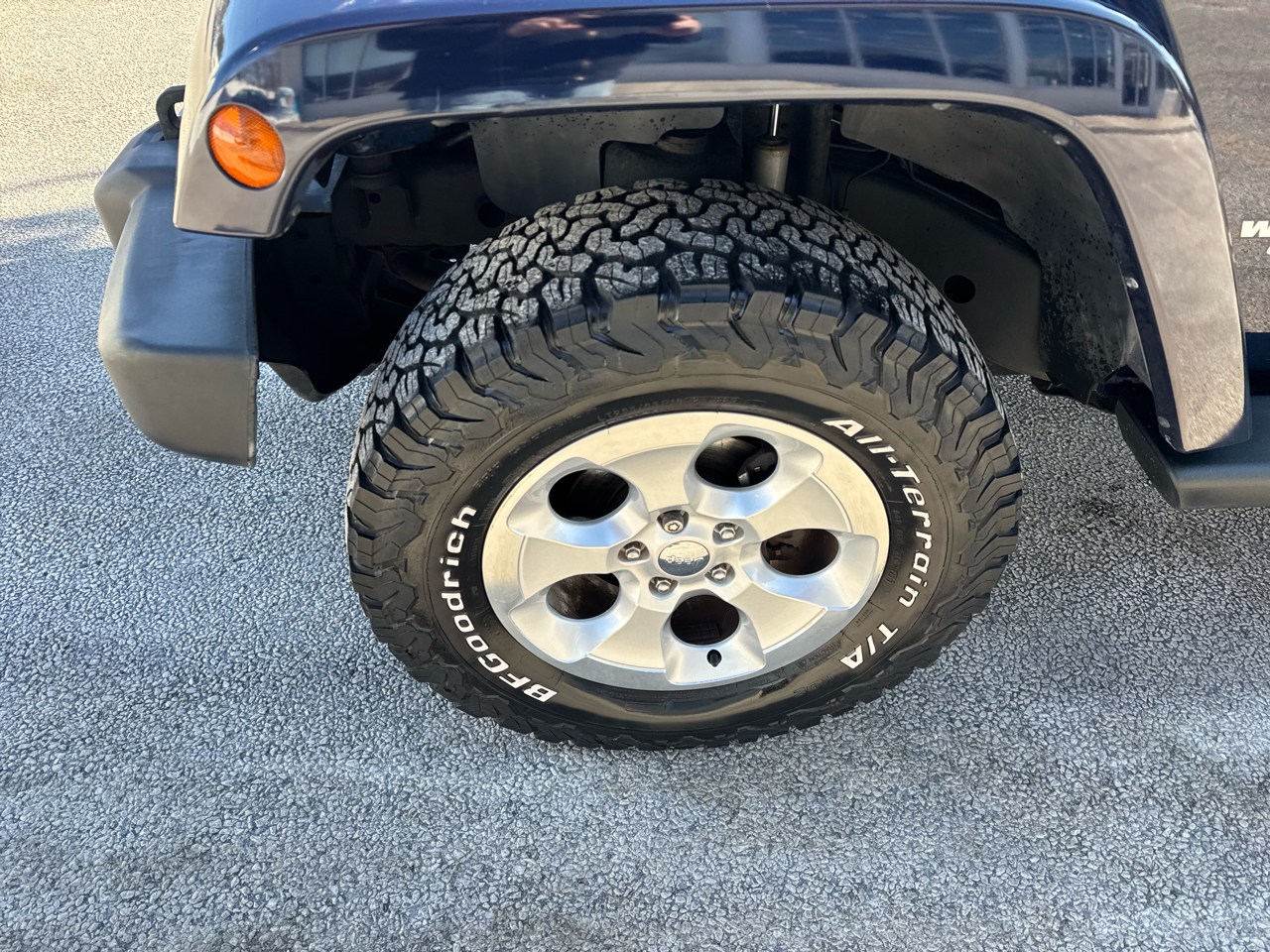 Jeep Wrangler Unlimited Sahara 4WD 2013