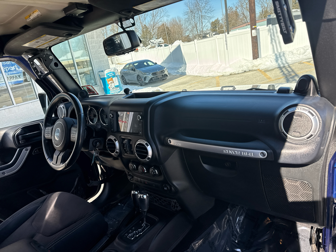 Jeep Wrangler Unlimited Sahara 4WD 2013