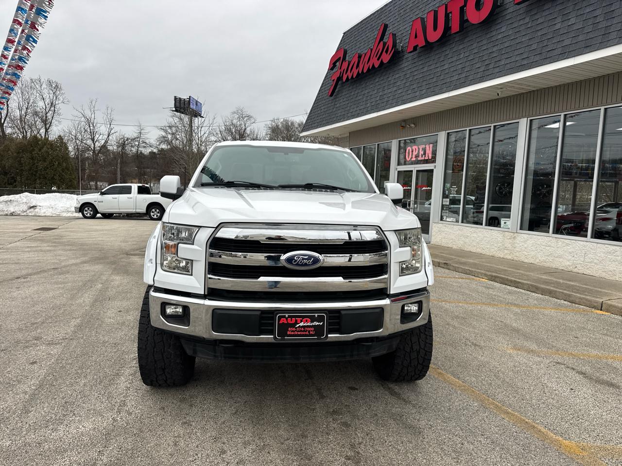 Ford F-150 4WD SuperCab 145" Lariat 2016