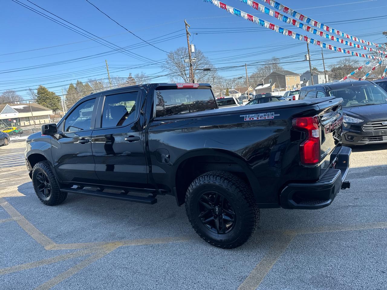 Chevrolet Silverado 1500 4WD Crew Cab 157" Custom Trail Boss 2020