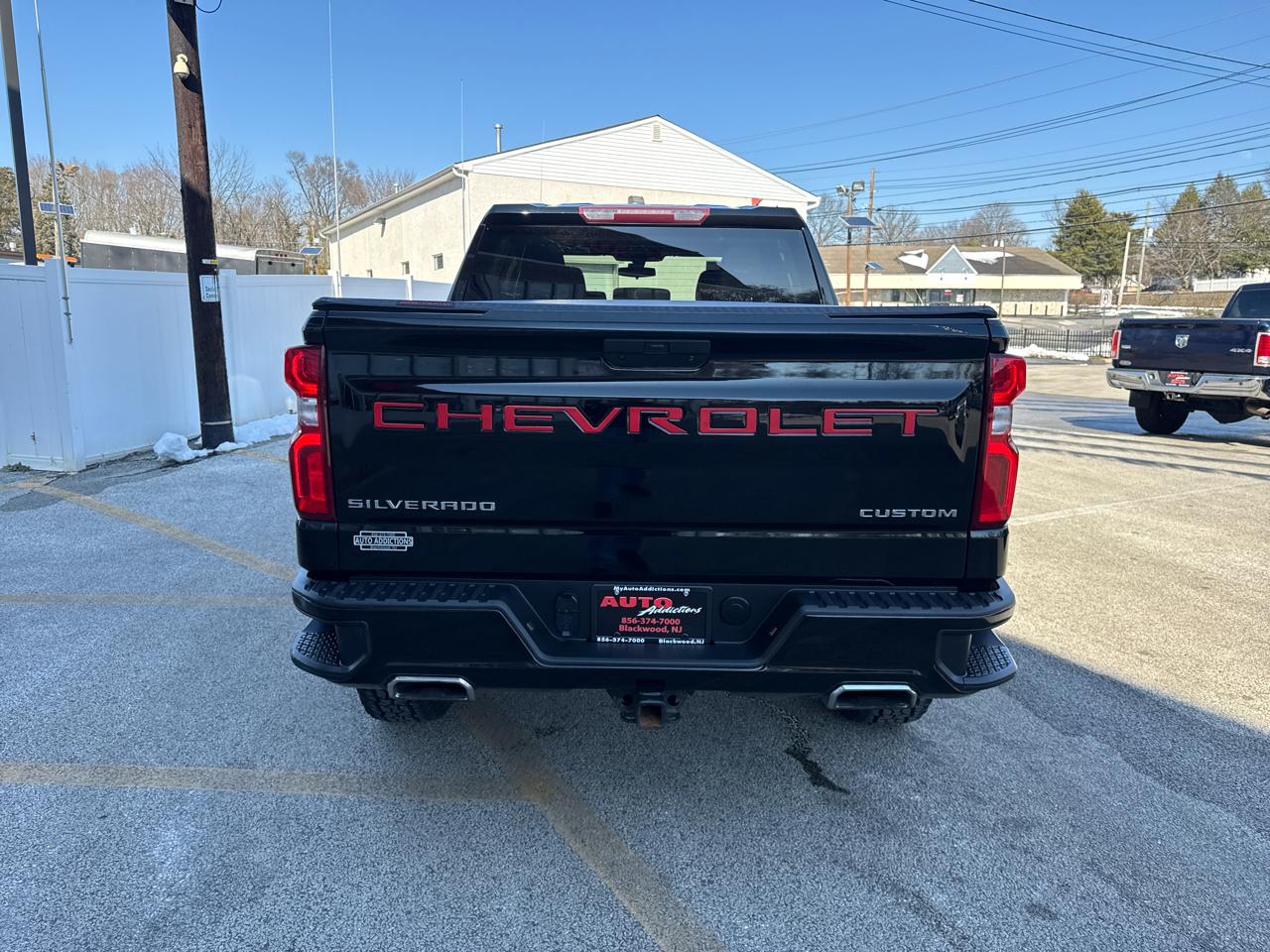 Chevrolet Silverado 1500 4WD Crew Cab 157" Custom Trail Boss 2020