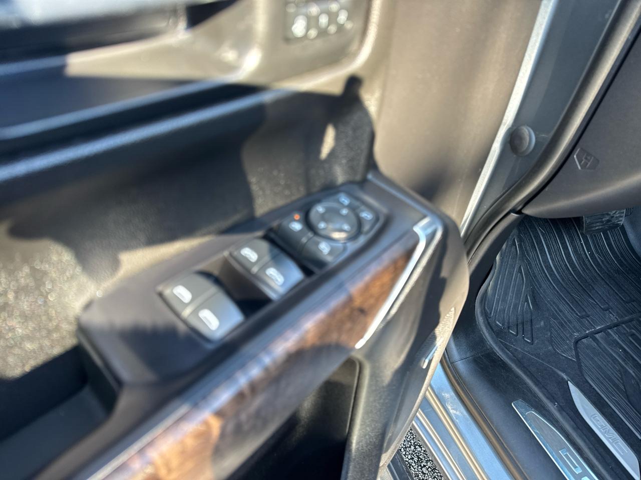 GMC Sierra 1500 Denali Crew Cab 4WD 2021