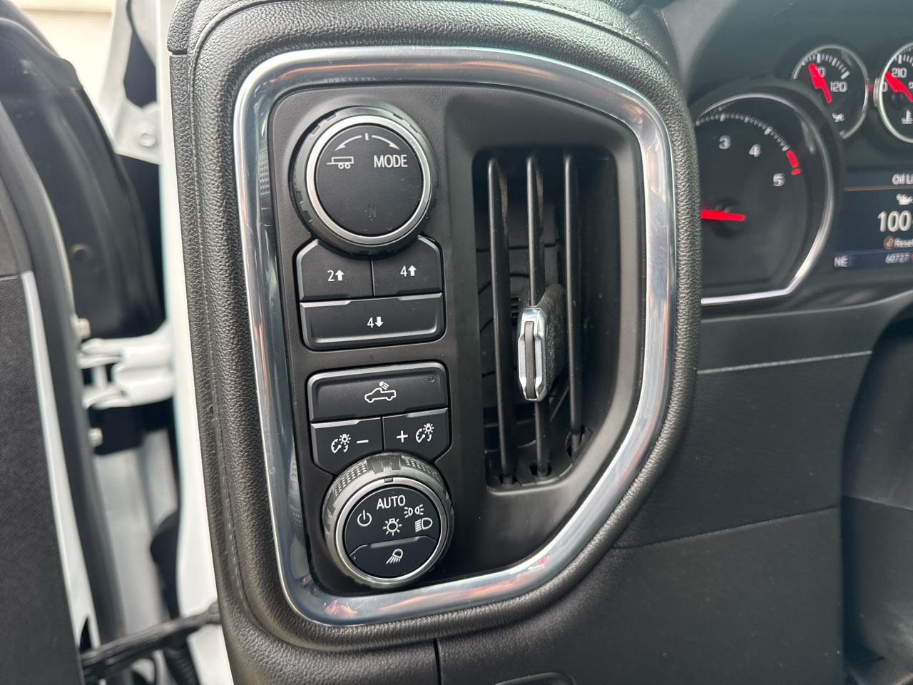 Chevrolet Silverado 2500HD 4WD Crew Cab 167" LT w/1LT 2023