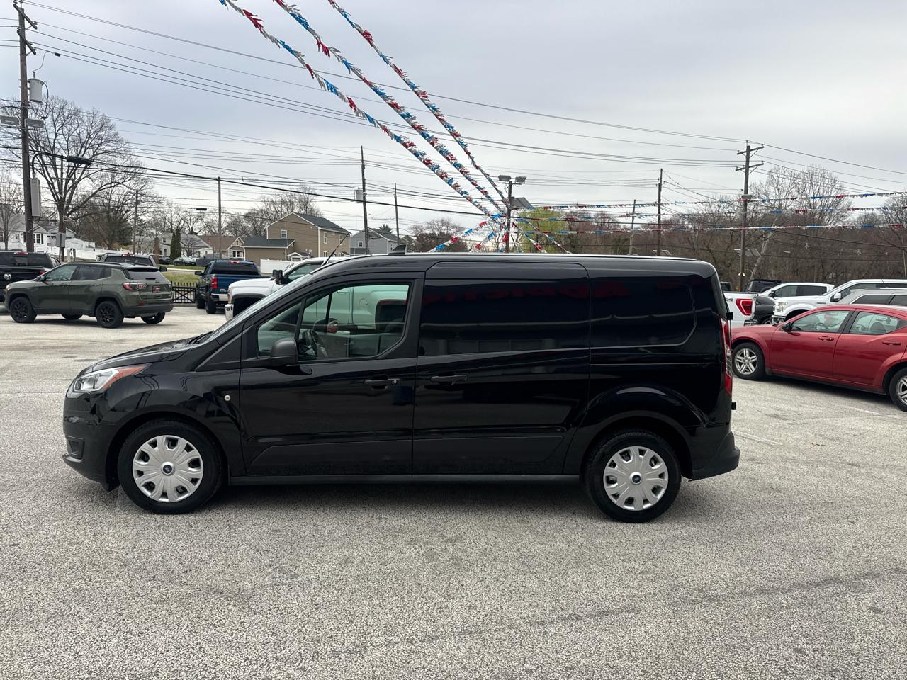 Ford Transit Connect Cargo Van XLT LWB 2022