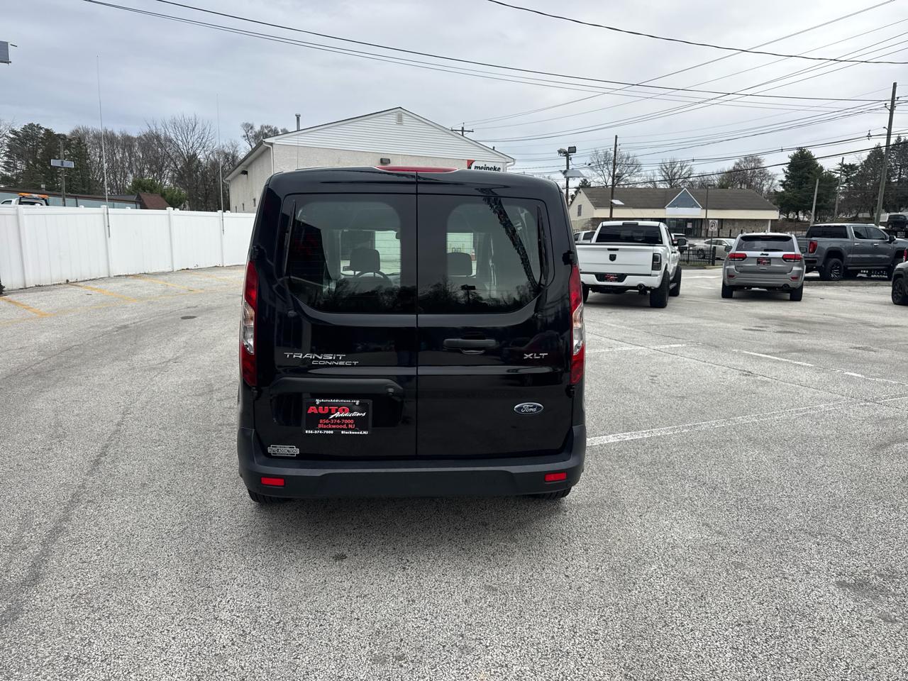 Ford Transit Connect Cargo Van XLT LWB 2022