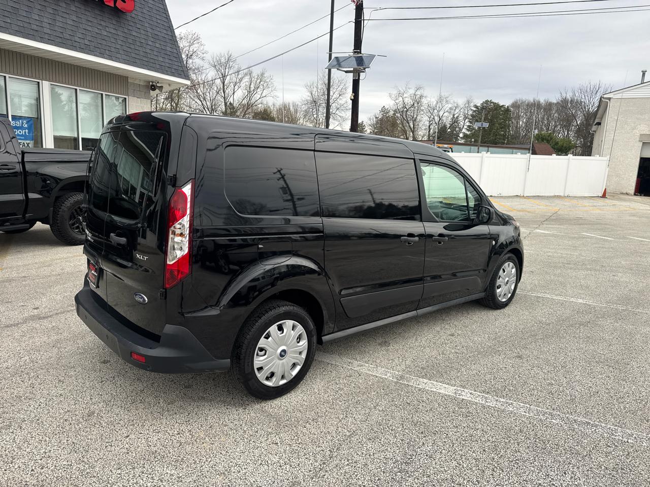 Ford Transit Connect Cargo Van XLT LWB 2022