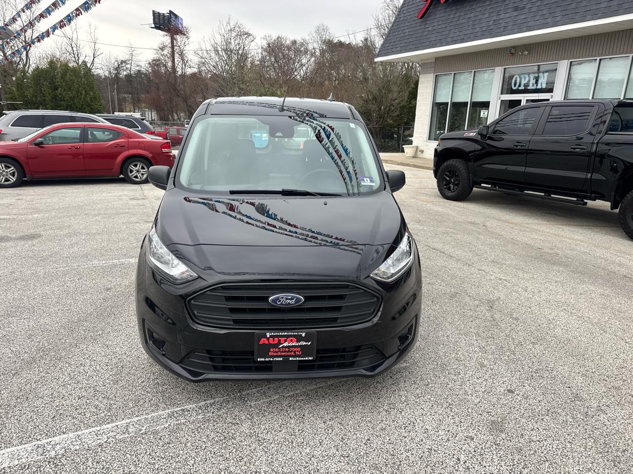 Ford Transit Connect Cargo Van XLT LWB 2022