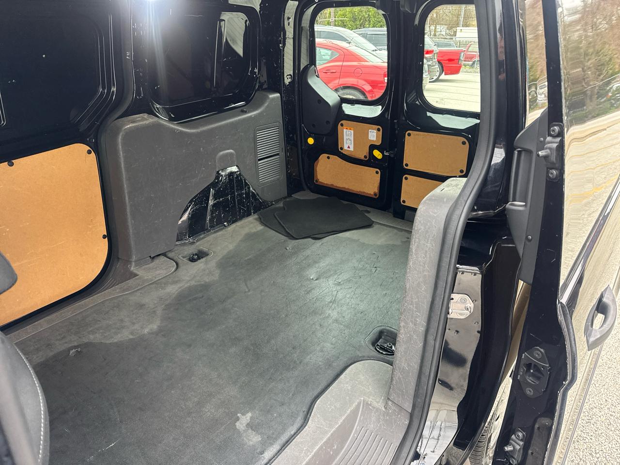 Ford Transit Connect Cargo Van XLT LWB 2022