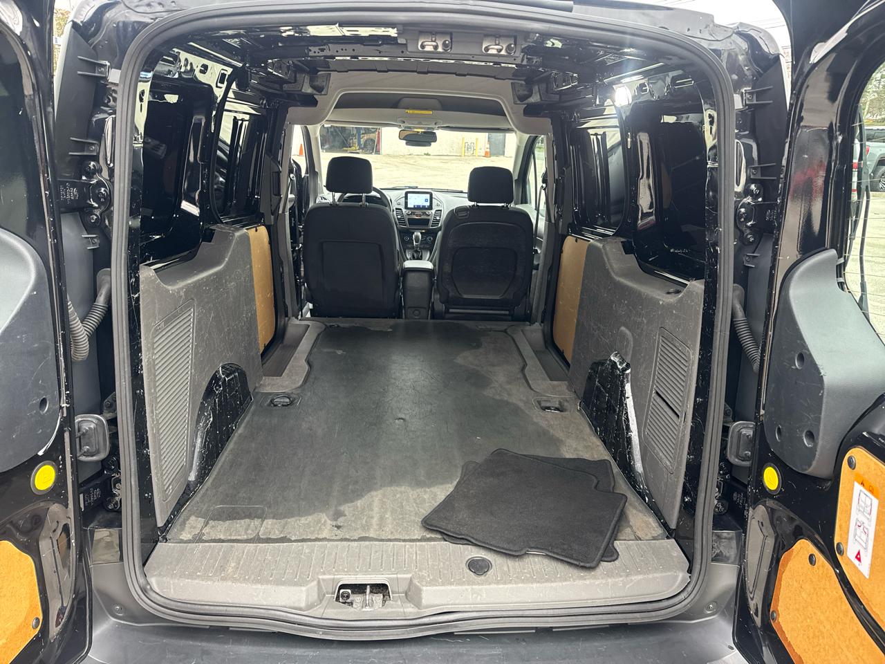 Ford Transit Connect Cargo Van XLT LWB 2022