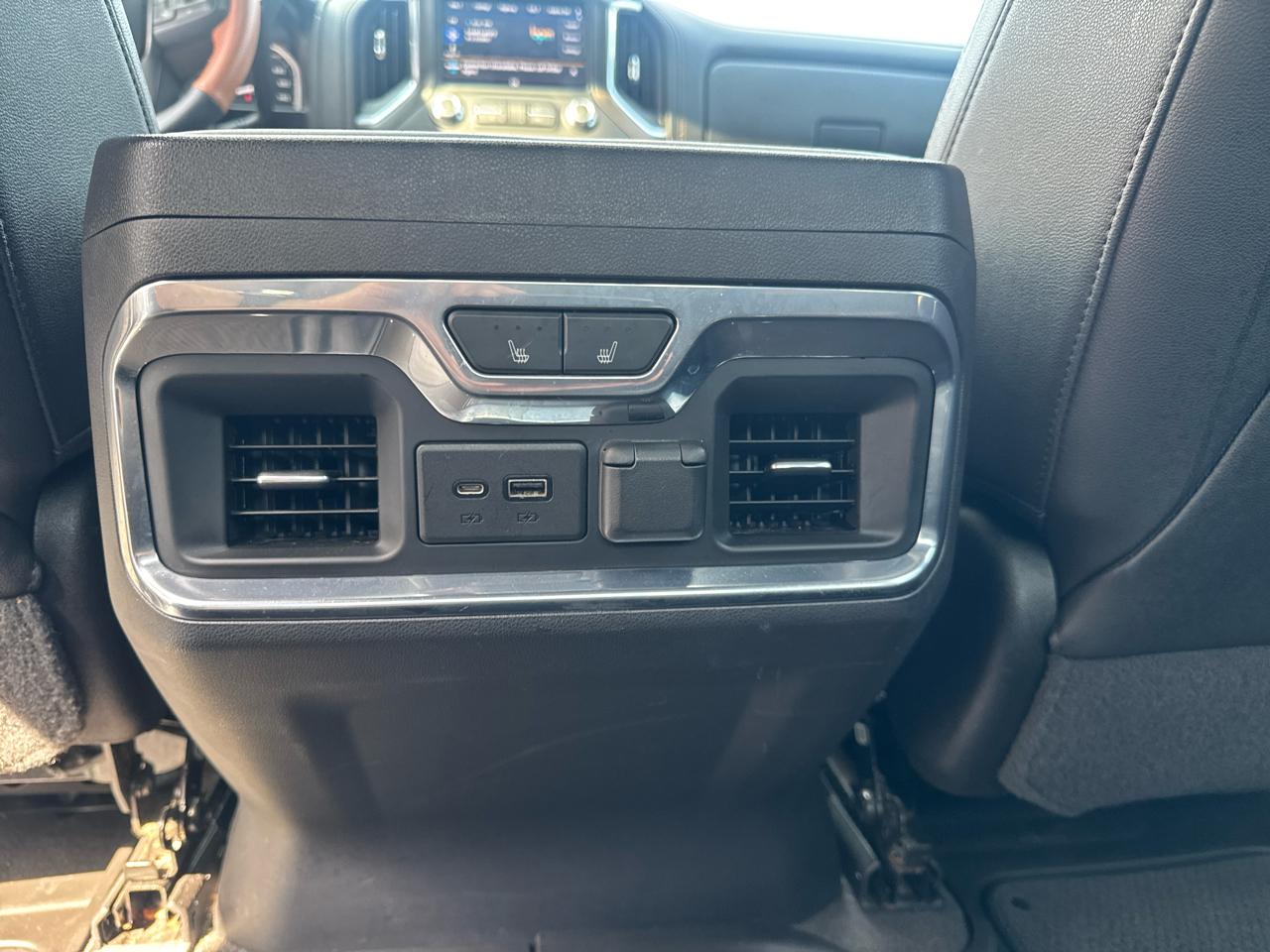 GMC Sierra 1500 AT4 Crew Cab Short Box 4WD 2021