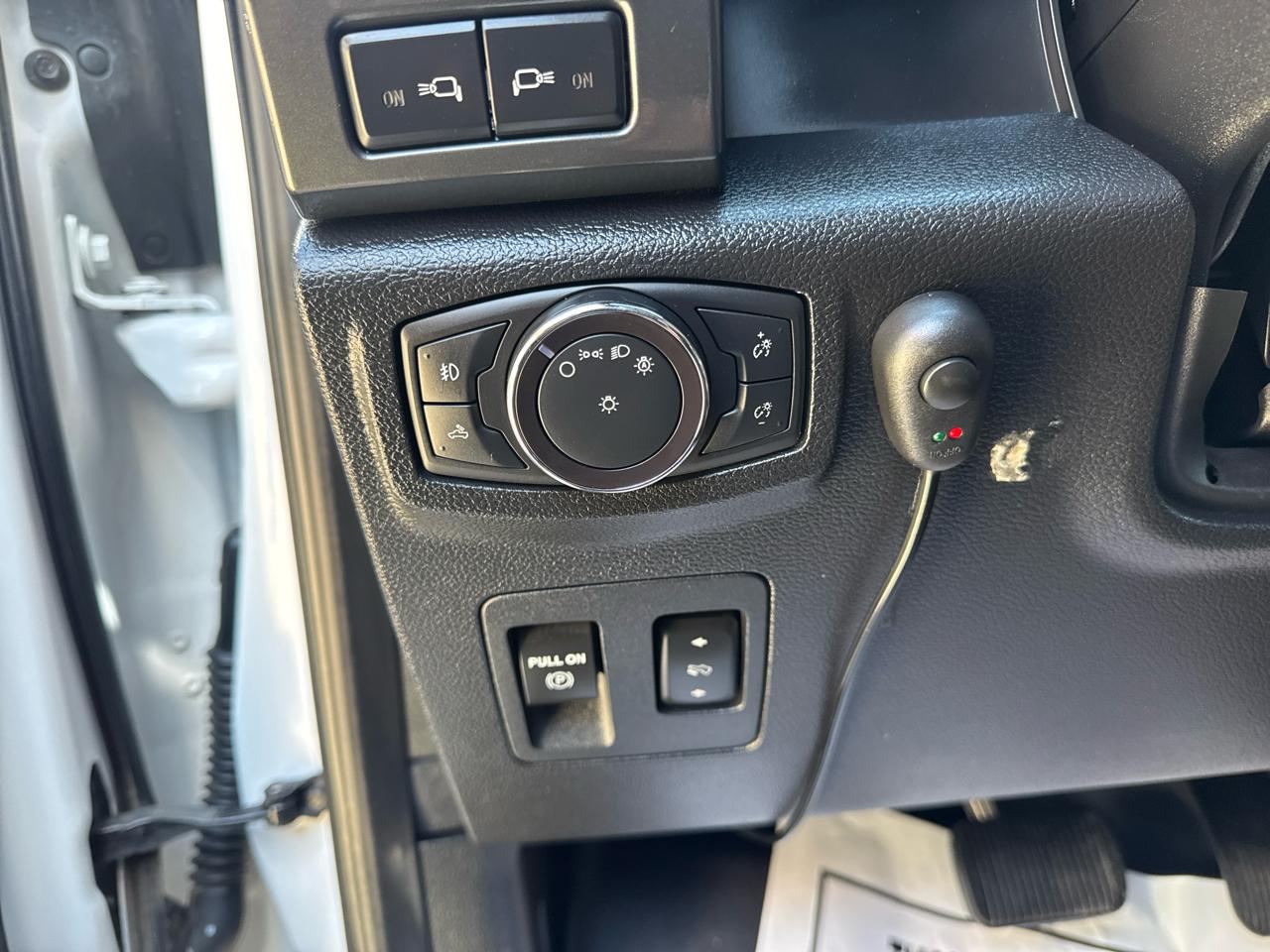 Ford F-150 4WD SuperCab 145" FX4 2019