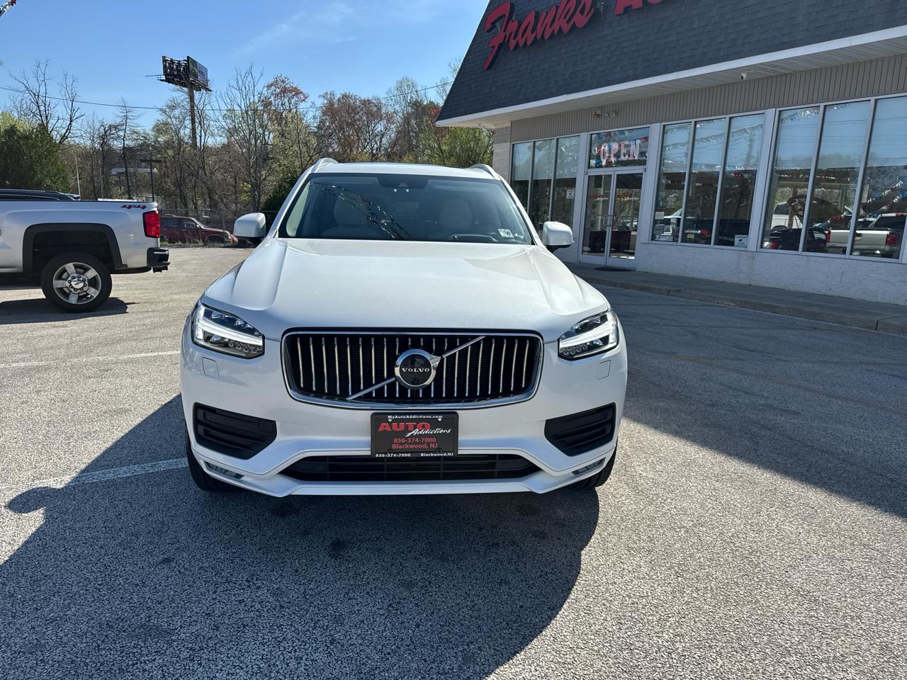 Volvo XC90 T6 Momentum AWD 2022