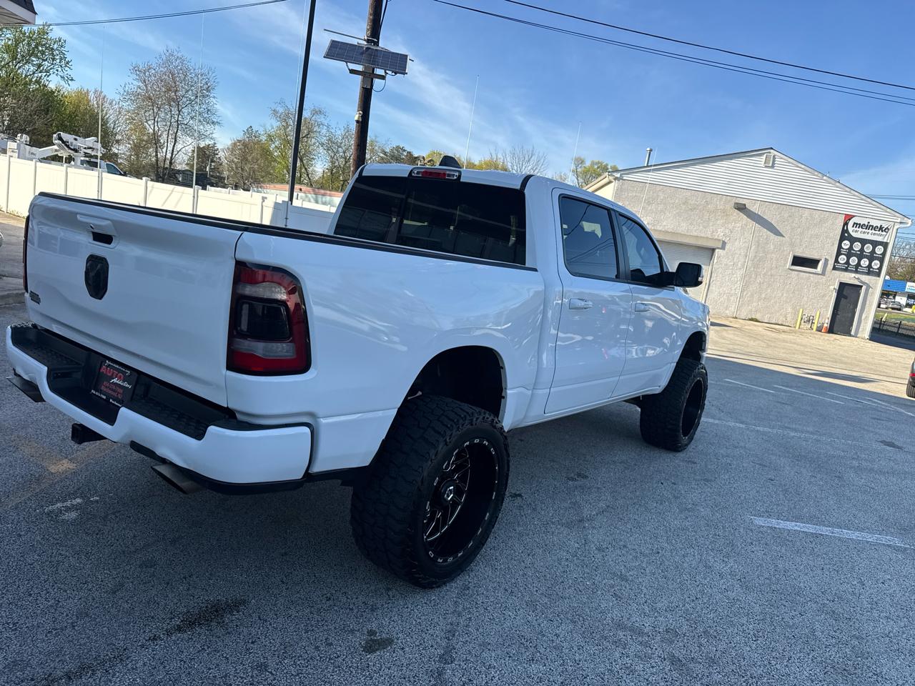 RAM 1500 Big Horn Crew Cab SWB 4WD 2020