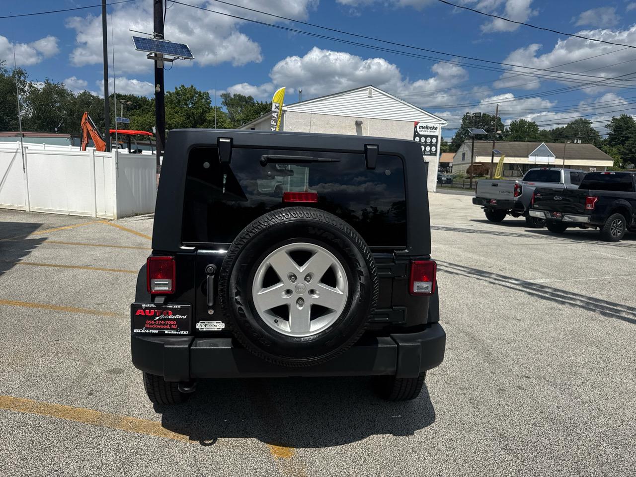 Jeep Wrangler Unlimited Sport 4WD 2017