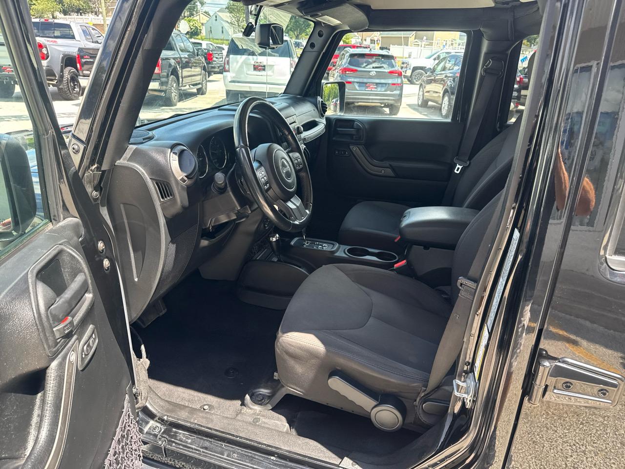 Jeep Wrangler Unlimited Sport 4WD 2017