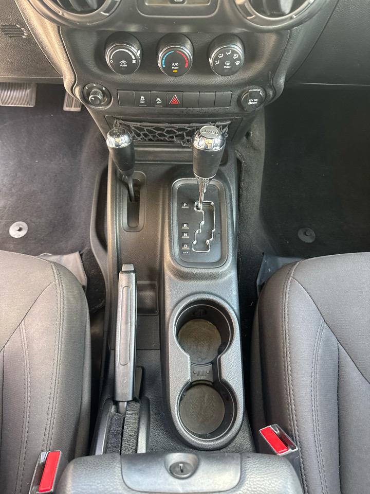 Jeep Wrangler Unlimited Sport 4WD 2017