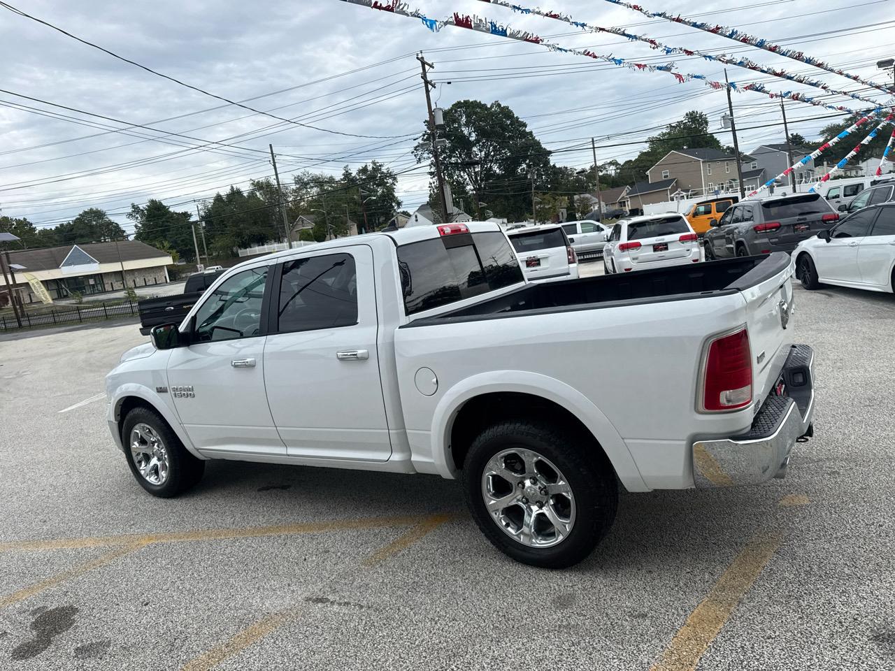 RAM 1500 Laramie Crew Cab SWB 4WD 2017