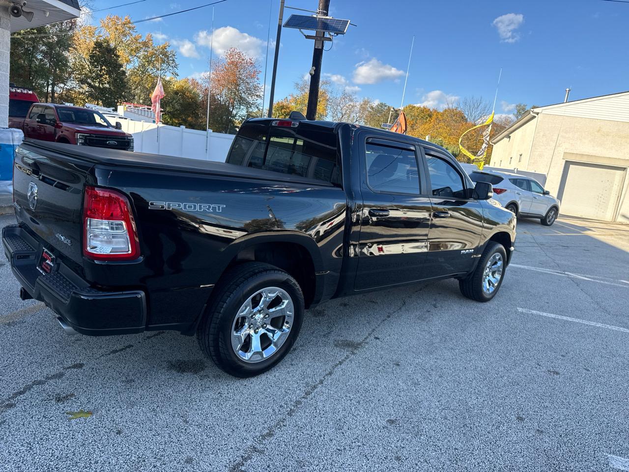 RAM 1500 Big Horn Crew Cab SWB 4WD 2020