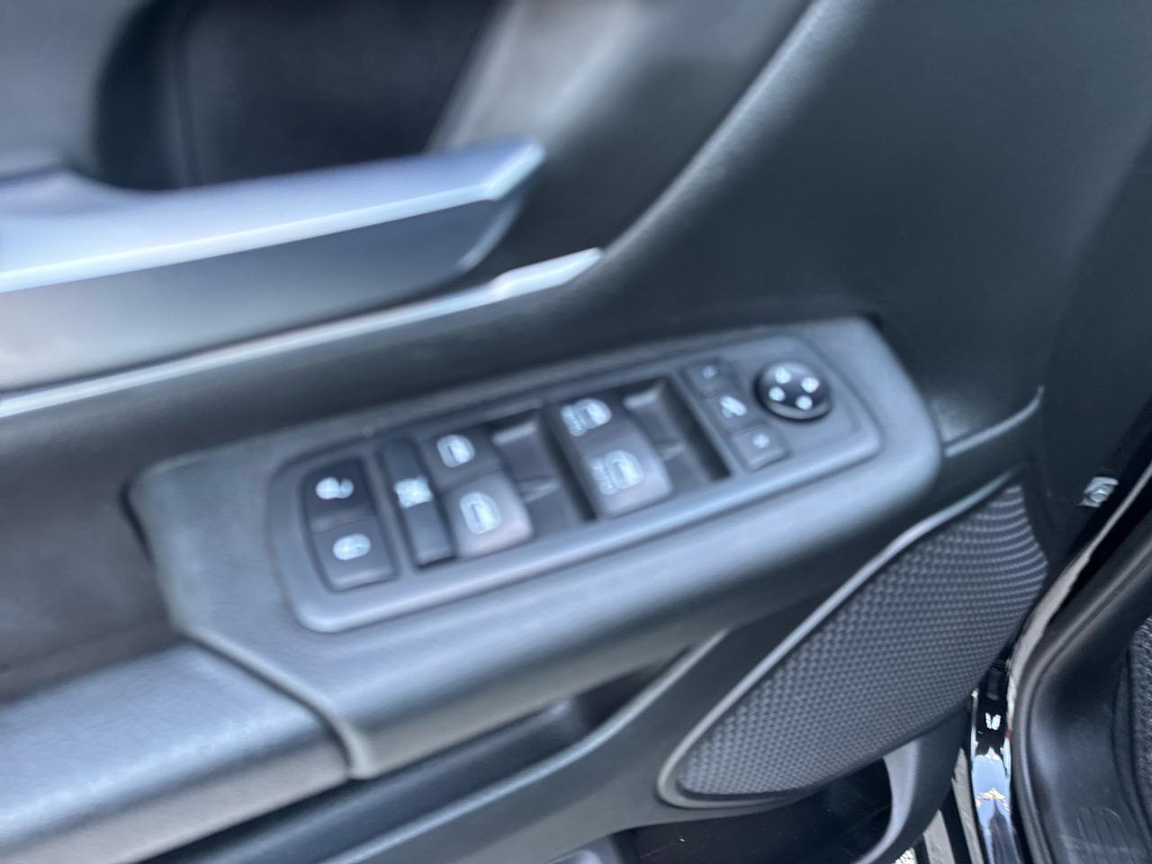 RAM 1500 Big Horn Crew Cab SWB 4WD 2020