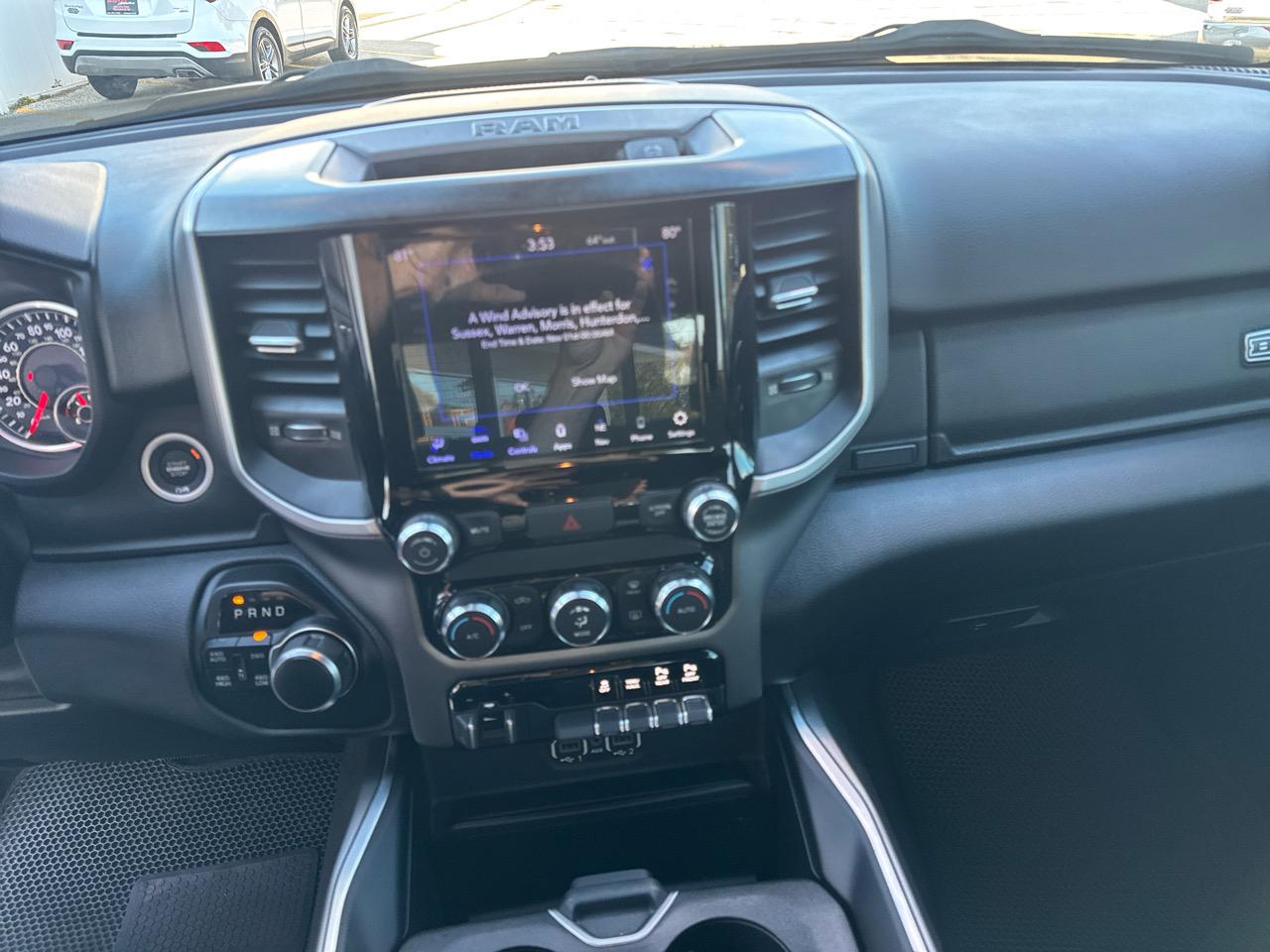 RAM 1500 Big Horn Crew Cab SWB 4WD 2020