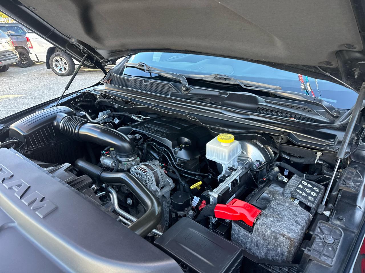 RAM 1500 Big Horn Crew Cab SWB 4WD 2020