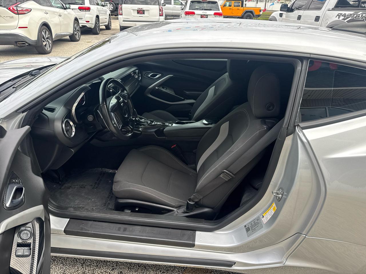 Chevrolet Camaro 1LT Coupe 8A 2018