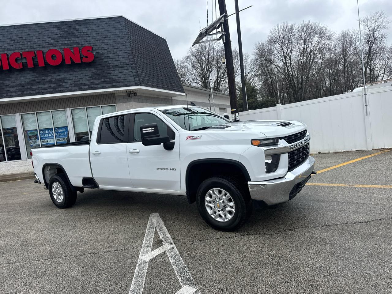 Chevrolet Silverado 2500HD LT Crew Cab Long Box 4WD 2023