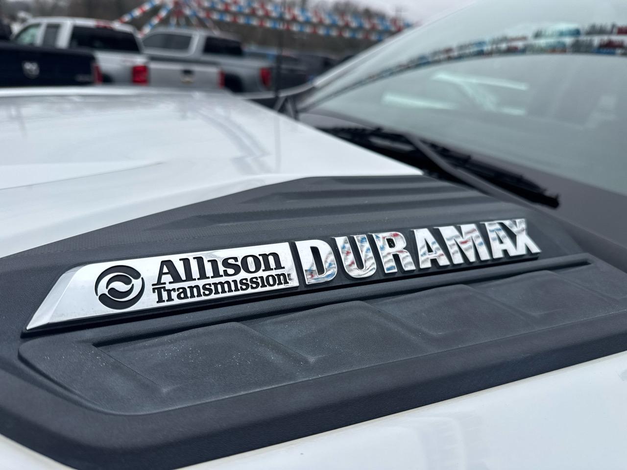 Chevrolet Silverado 2500HD LT Crew Cab Long Box 4WD 2023