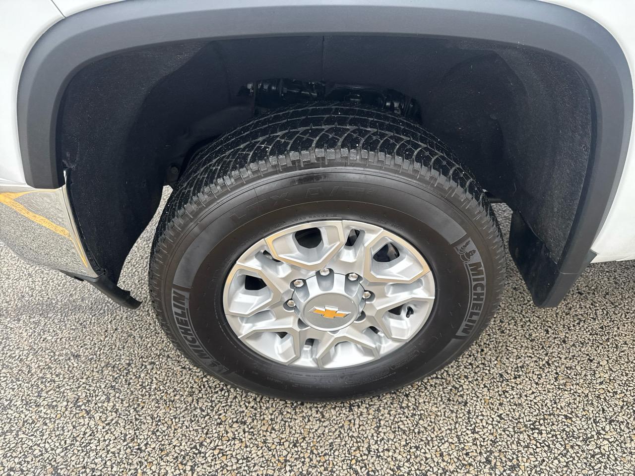 Chevrolet Silverado 2500HD LT Crew Cab Long Box 4WD 2023