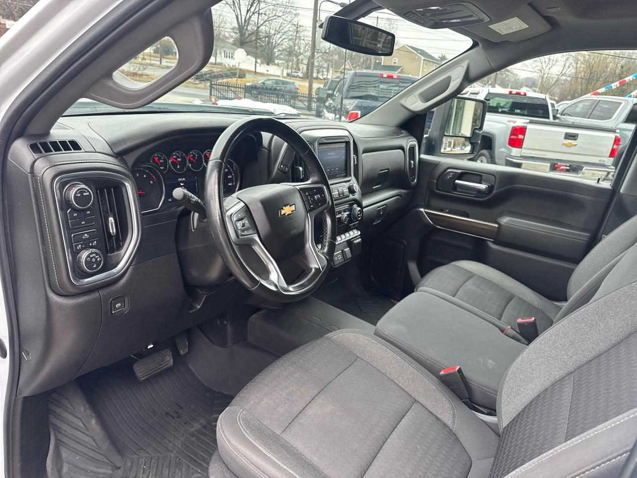 Chevrolet Silverado 2500HD LT Crew Cab Long Box 4WD 2023