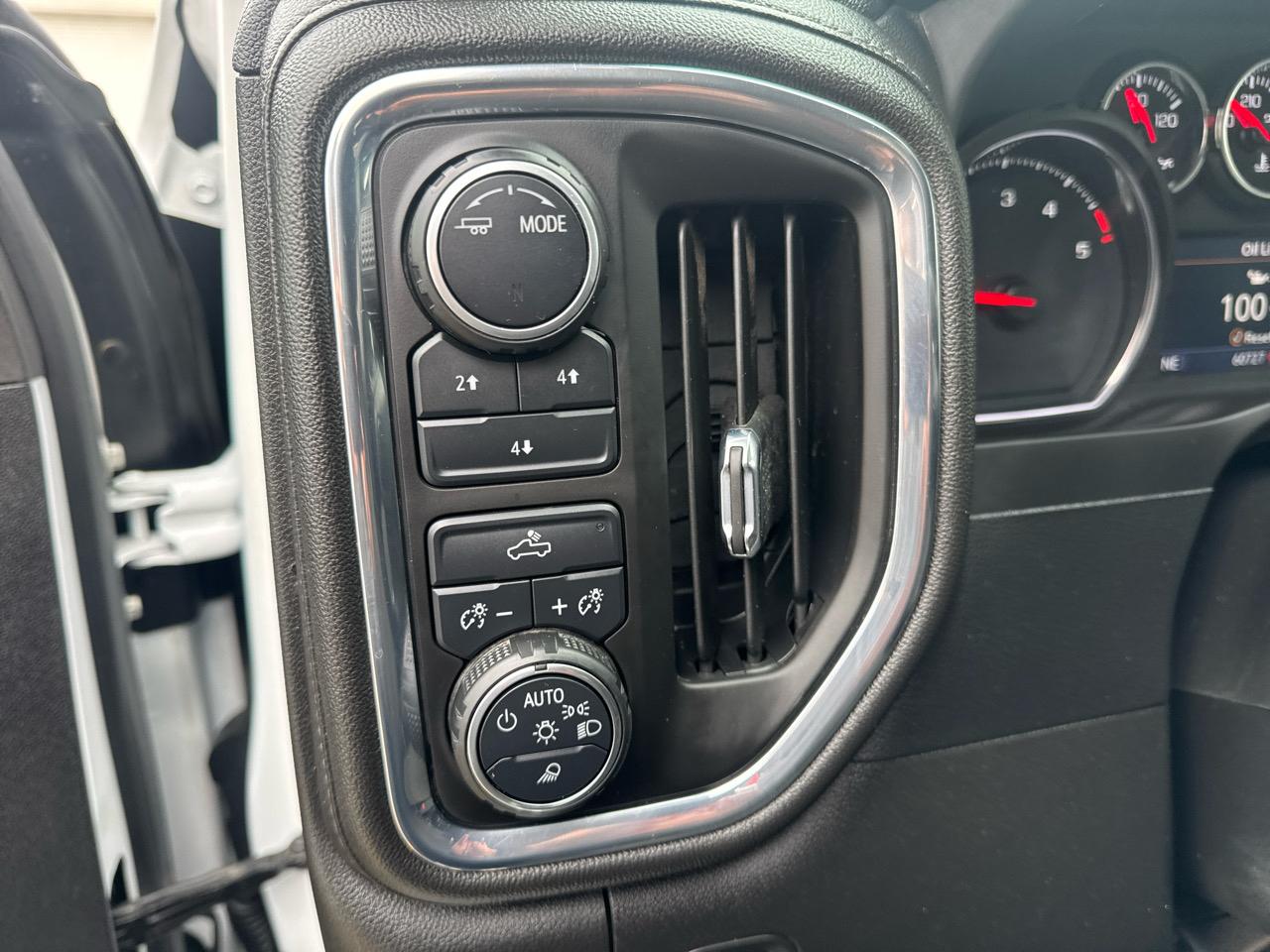 Chevrolet Silverado 2500HD LT Crew Cab Long Box 4WD 2023