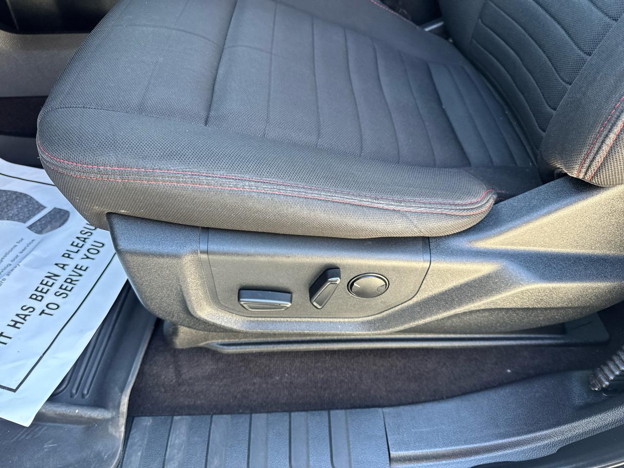 Ford F-150 XLT SuperCrew 5.5-ft. Bed 4WD 2023