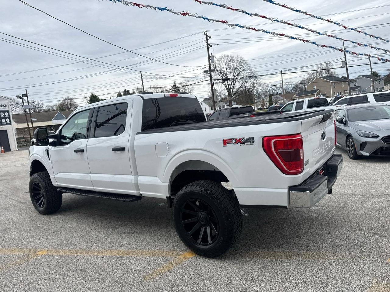 Ford F-150 XLT SuperCrew 5.5-ft. Bed 4WD 2023