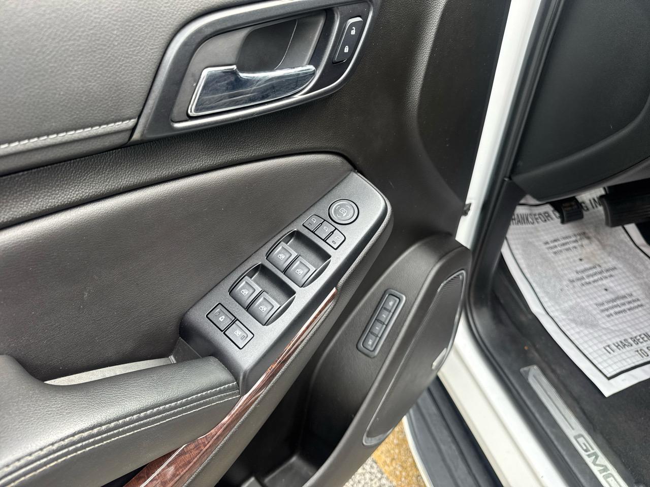 GMC Yukon SLT 4WD 2020