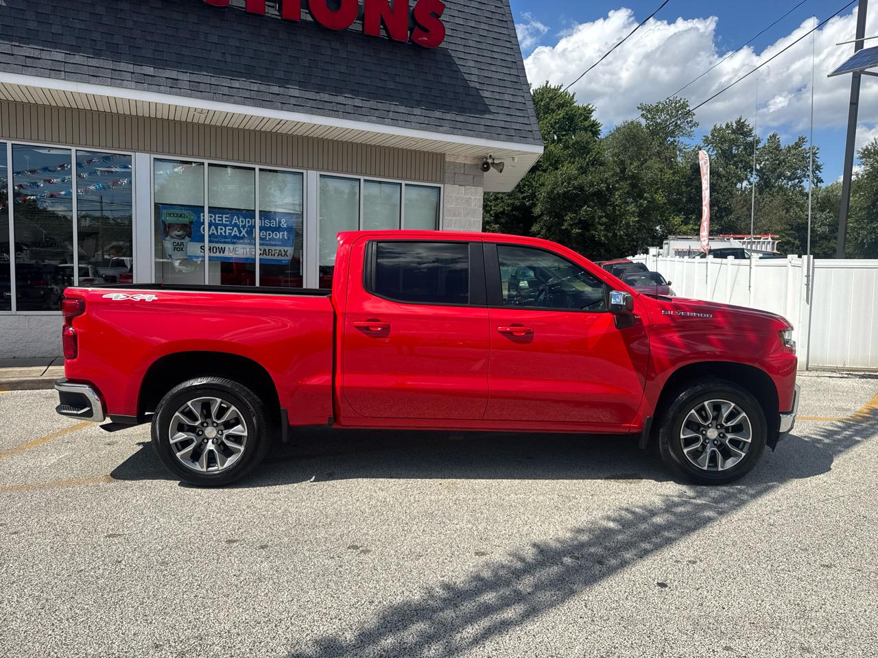 Chevrolet Silverado 1500 Limited LT Crew Cab 4WD 2022