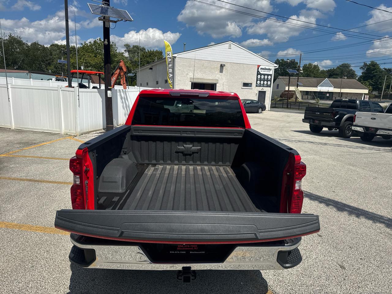 Chevrolet Silverado 1500 Limited LT Crew Cab 4WD 2022